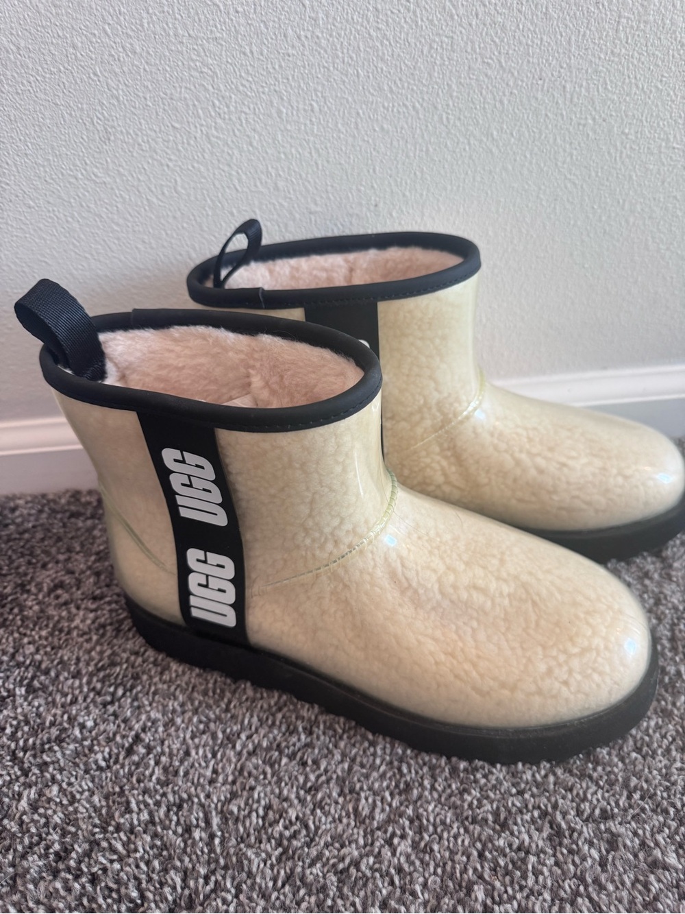 UGG Cream Shearling-Lined Short Boots with Black Trim